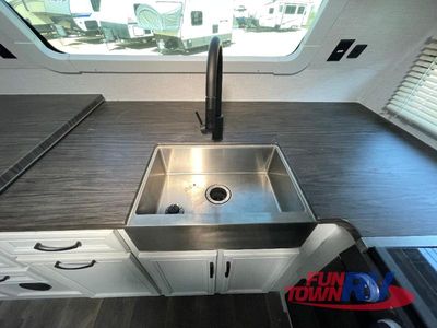 2023 Dutchmen RV Atlas - Photo 9