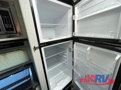 2023 Dutchmen RV Atlas - Photo 12