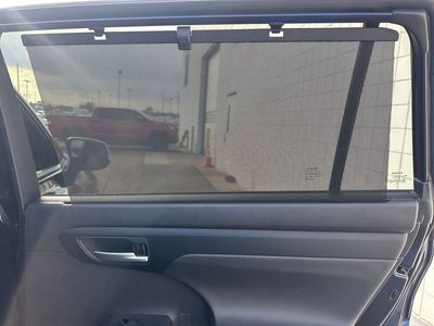 2024 Toyota Highlander — photo 32 view