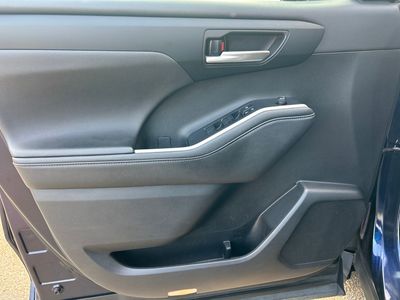2024 Toyota Highlander — engine compartment view