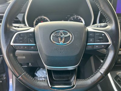 2024 Toyota Highlander — photo 21 view