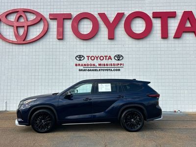 2024 Toyota Highlander — interior view