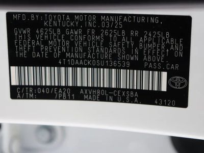 2025 Toyota Camry FWD - Photo 40