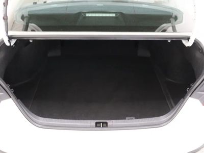 2025 Toyota Camry FWD - Photo 31