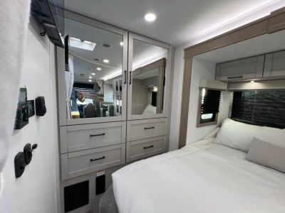 2027 Entegra ODYSSEY — photo 17 view