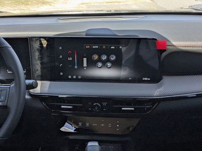 2026 Nissan Kicks - Photo 16