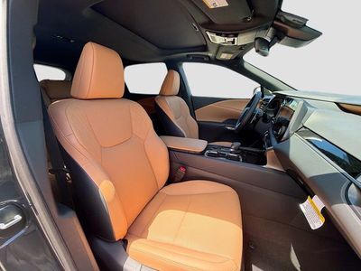 2026 Lexus RX - Photo 16
