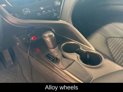 2021 Toyota Camry SE - Photo 17