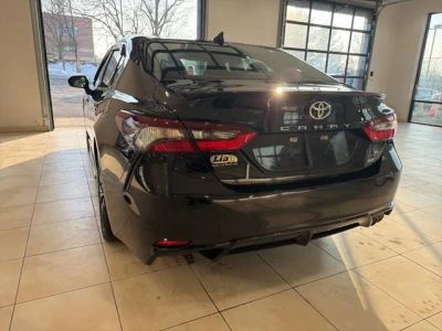 2021 Toyota Camry SE - Photo 5