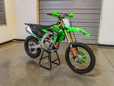 2025 Kawasaki KX450X - Photo 2