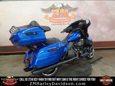 2025 Harley-Davidson Street Glide Ultra — rear three-quarter view