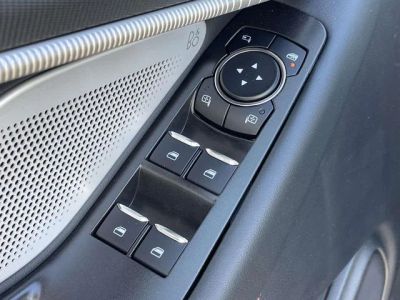 2026 Ford Explorer — photo 12 view