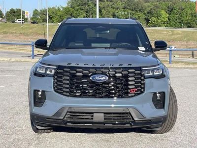 2026 Ford Explorer — photo 7 view