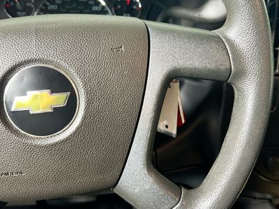 2019 Chevrolet Express 2500 — photo 16 view
