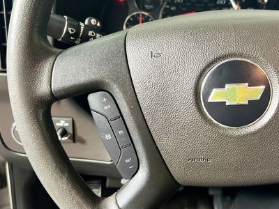 2019 Chevrolet Express 2500 — photo 15 view