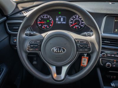 2018 Kia Optima - Photo 21