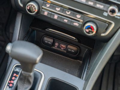 2018 Kia Optima - Photo 28