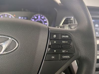 2016 Hyundai Sonata — photo 31 view