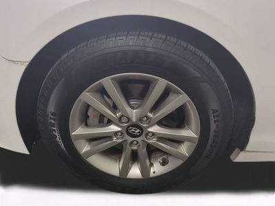 2016 Hyundai Sonata — photo 11 view
