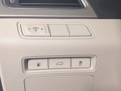 2016 Hyundai Sonata — photo 26 view