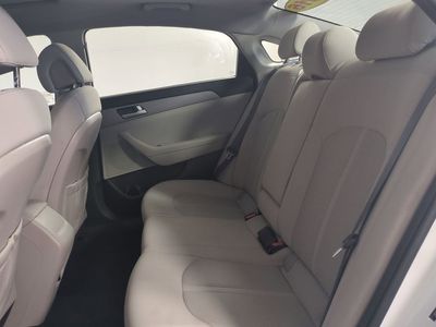 2016 Hyundai Sonata — photo 14 view