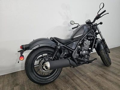 2025 Honda Rebel 300 — detail view