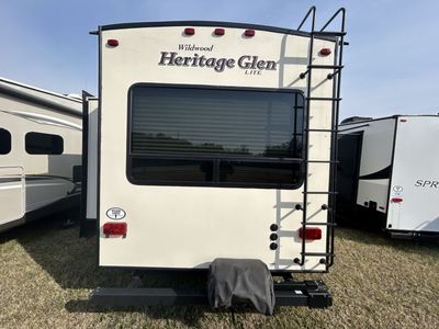 2017 Forest River HERITAGE GLEN - Photo 4