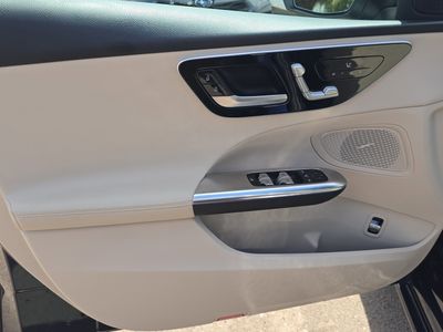 2023 Mercedes-Benz C-Class - Photo 17