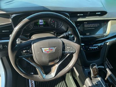 2021 Cadillac XT6 — photo 14 view