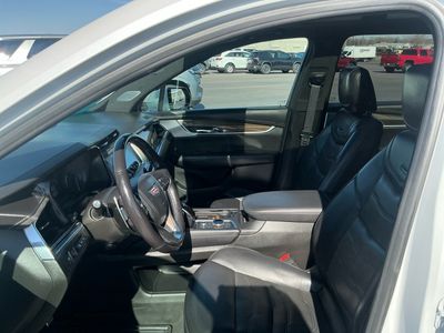 2021 Cadillac XT6 — photo 9 view