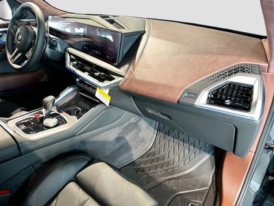 2026 BMW XM - Photo 21