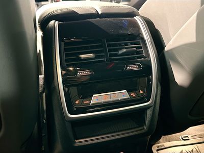 2026 BMW XM - Photo 17