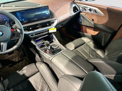 2026 BMW XM - Photo 15