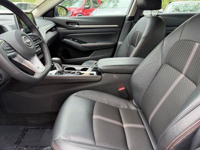 2025 Nissan Altima - Photo 17