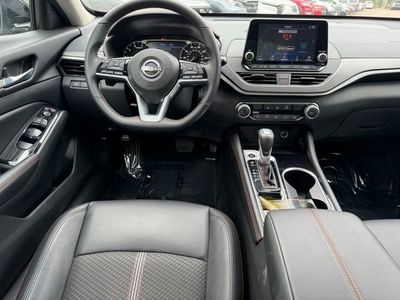 2025 Nissan Altima - Photo 12