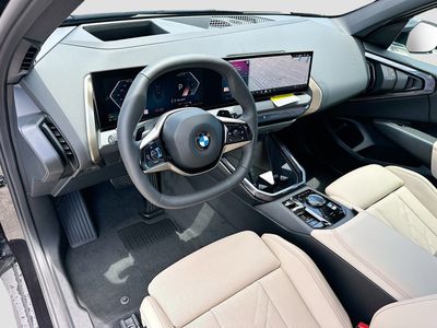 2025 BMW X3 — photo 9 view
