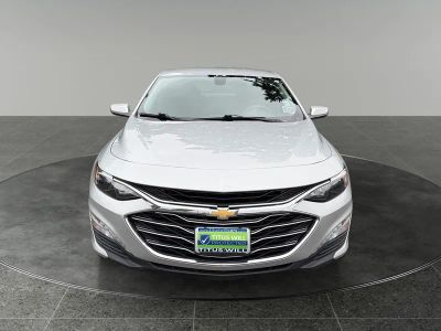 2022 Chevrolet Malibu — side profile view