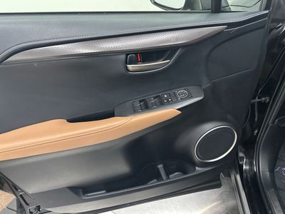 2016 Lexus NX — photo 10 view