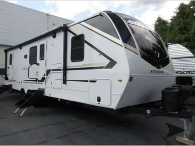 2026 Keystone RV Cougar Half-Ton — front three-quarter view