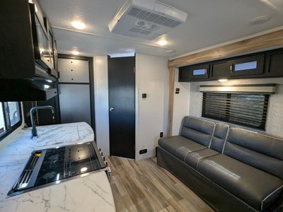 2022 Coachmen Freedom Express Ultra Lite - Photo 13
