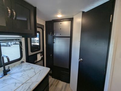 2022 Coachmen Freedom Express Ultra Lite - Photo 9