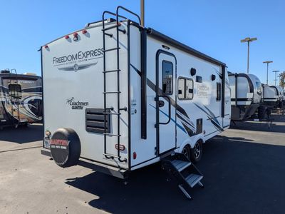2022 Coachmen Freedom Express Ultra Lite - Photo 14