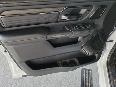 2026 Ram 1500 — photo 15 view