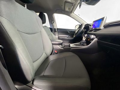 2024 Toyota RAV4 - Photo 25