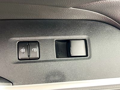 2024 Toyota RAV4 - Photo 26