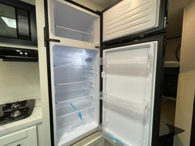 2026 Jayco Jay Flight SLX — photo 22 view
