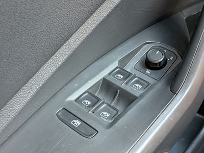 2019 Volkswagen Jetta — photo 21 view