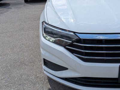 2019 Volkswagen Jetta — photo 10 view