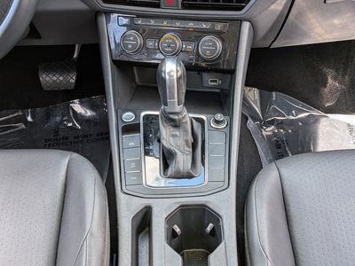 2019 Volkswagen Jetta — photo 17 view