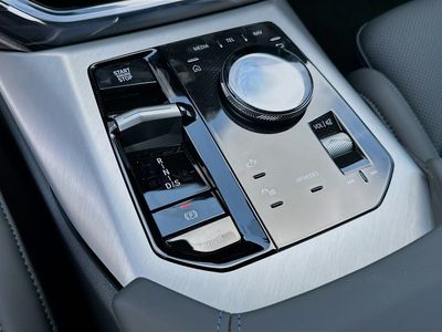 2026 BMW X3 — photo 12 view